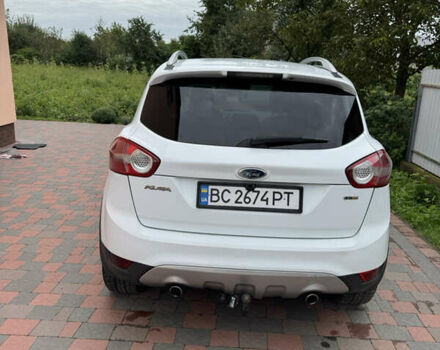 Белый Форд Куга, объемом двигателя 2 л и пробегом 245 тыс. км за 8500 $, фото 4 на Automoto.ua