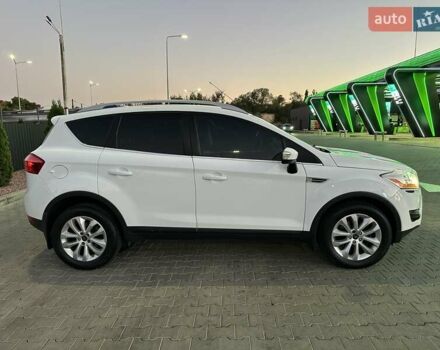 Белый Форд Куга, объемом двигателя 2.52 л и пробегом 60 тыс. км за 12200 $, фото 9 на Automoto.ua