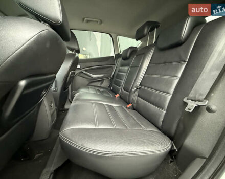 Белый Форд Куга, объемом двигателя 2.52 л и пробегом 169 тыс. км за 9399 $, фото 11 на Automoto.ua