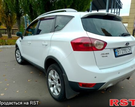 Форд Куга 2010 в Миргороде на Automoto.ua Белый Форд Куга, объемом двигателя 2 л и пробегом 207 тыс. км за 9999 $, фото 5 на Automoto.ua