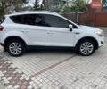 Белый Форд Куга, объемом двигателя 2 л и пробегом 225 тыс. км за 9900 $, фото 4 на Automoto.ua