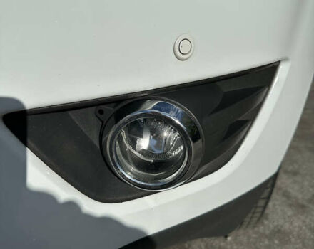 Белый Форд Куга, объемом двигателя 2.52 л и пробегом 146 тыс. км за 11200 $, фото 16 на Automoto.ua