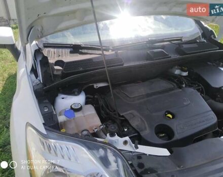 Білий Форд Куга, об'ємом двигуна 2 л та пробігом 85 тис. км за 12000 $, фото 8 на Automoto.ua