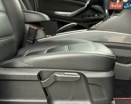 Білий Форд Куга, об'ємом двигуна 2 л та пробігом 228 тис. км за 9800 $, фото 19 на Automoto.ua