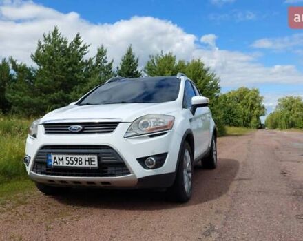 Белый Форд Куга, объемом двигателя 2 л и пробегом 286 тыс. км за 10200 $, фото 5 на Automoto.ua