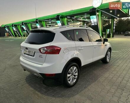 Белый Форд Куга, объемом двигателя 2.52 л и пробегом 60 тыс. км за 12200 $, фото 12 на Automoto.ua