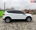Белый Форд Куга, объемом двигателя 2 л и пробегом 227 тыс. км за 9000 $, фото 4 на Automoto.ua