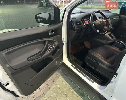 Белый Форд Куга, объемом двигателя 2.52 л и пробегом 60 тыс. км за 12200 $, фото 27 на Automoto.ua