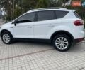 Белый Форд Куга, объемом двигателя 2 л и пробегом 225 тыс. км за 9900 $, фото 6 на Automoto.ua