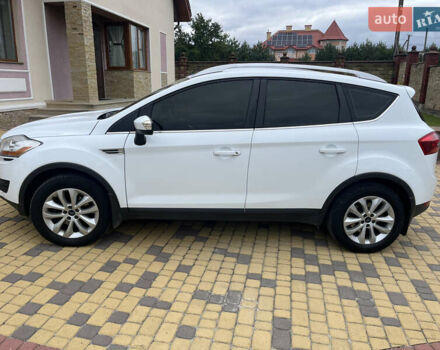 Білий Форд Куга, об'ємом двигуна 2.52 л та пробігом 137 тис. км за 11800 $, фото 2 на Automoto.ua