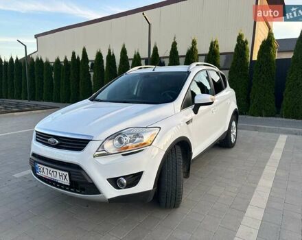 Белый Форд Куга, объемом двигателя 2.52 л и пробегом 130 тыс. км за 10900 $, фото 5 на Automoto.ua