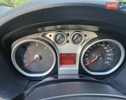 Форд Куга 2010 в Киеве на Automoto.ua Белый Форд Куга, объемом двигателя 2 л и пробегом 213 тыс. км за 10900 $, фото 12 на Automoto.ua