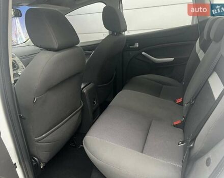 Белый Форд Куга, объемом двигателя 2.52 л и пробегом 370 тыс. км за 8131 $, фото 11 на Automoto.ua