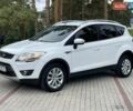 Белый Форд Куга, объемом двигателя 2 л и пробегом 225 тыс. км за 9900 $, фото 1 на Automoto.ua
