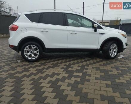 Білий Форд Куга, об'ємом двигуна 2 л та пробігом 347 тис. км за 9499 $, фото 1 на Automoto.ua