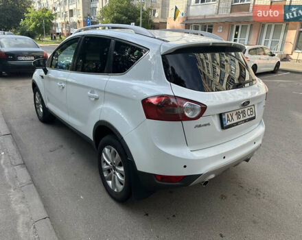 Білий Форд Куга, об'ємом двигуна 2.52 л та пробігом 248 тис. км за 11200 $, фото 3 на Automoto.ua