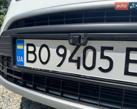 Белый Форд Куга, объемом двигателя 2.5 л и пробегом 137 тыс. км за 10000 $, фото 8 на Automoto.ua