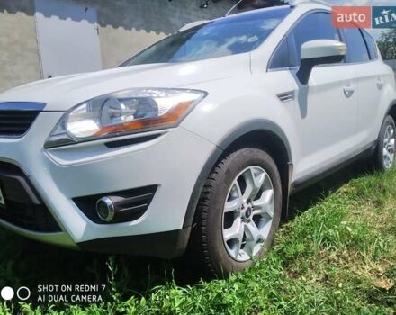 Білий Форд Куга, об'ємом двигуна 2 л та пробігом 85 тис. км за 12000 $, фото 5 на Automoto.ua