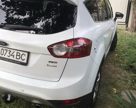 Форд Куга 2010 в Ровно на Automoto.ua Белый Форд Куга, объемом двигателя 2 л и пробегом 250 тыс. км за 11000 $, фото 6 на Automoto.ua
