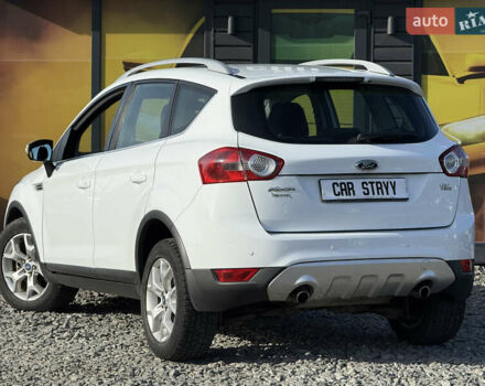 Білий Форд Куга, об'ємом двигуна 2 л та пробігом 299 тис. км за 8999 $, фото 12 на Automoto.ua