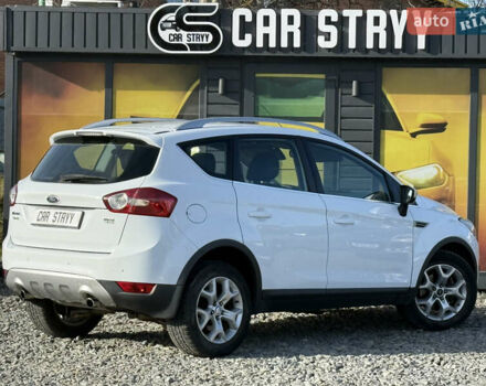 Білий Форд Куга, об'ємом двигуна 2 л та пробігом 299 тис. км за 8999 $, фото 16 на Automoto.ua