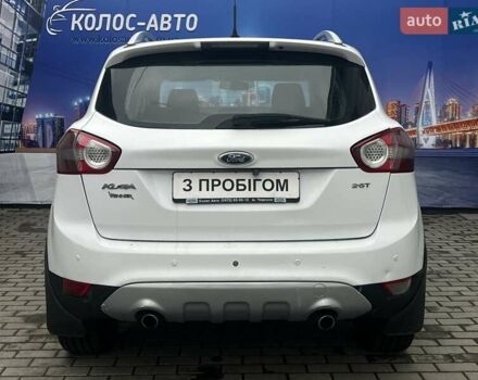 Белый Форд Куга, объемом двигателя 2.52 л и пробегом 370 тыс. км за 8131 $, фото 1 на Automoto.ua