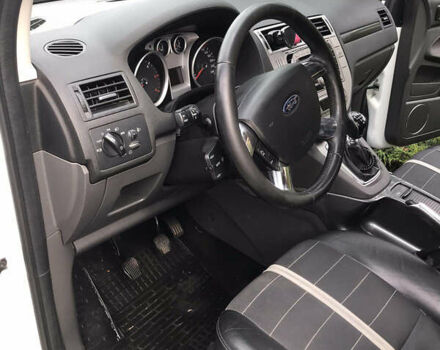 Форд Куга 2010 в Ровно на Automoto.ua Белый Форд Куга, объемом двигателя 2 л и пробегом 250 тыс. км за 11000 $, фото 9 на Automoto.ua