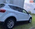 Белый Форд Куга, объемом двигателя 2 л и пробегом 228 тыс. км за 9600 $, фото 4 на Automoto.ua