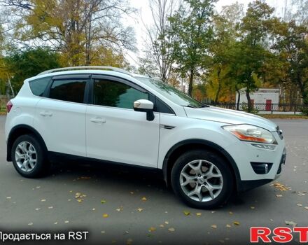 Форд Куга 2010 в Миргороде на Automoto.ua Белый Форд Куга, объемом двигателя 2 л и пробегом 207 тыс. км за 9999 $, фото 2 на Automoto.ua