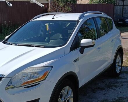 Белый Форд Куга, объемом двигателя 2.5 л и пробегом 250 тыс. км за 9500 $, фото 16 на Automoto.ua