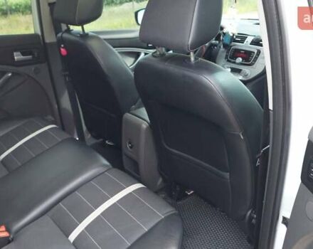 Белый Форд Куга, объемом двигателя 2 л и пробегом 286 тыс. км за 10200 $, фото 2 на Automoto.ua