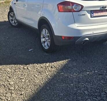 Белый Форд Куга, объемом двигателя 2 л и пробегом 289 тыс. км за 10800 $, фото 25 на Automoto.ua