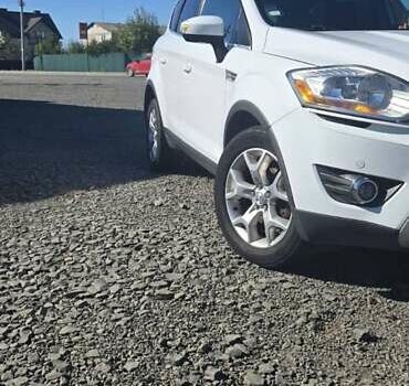 Белый Форд Куга, объемом двигателя 2 л и пробегом 289 тыс. км за 10800 $, фото 22 на Automoto.ua