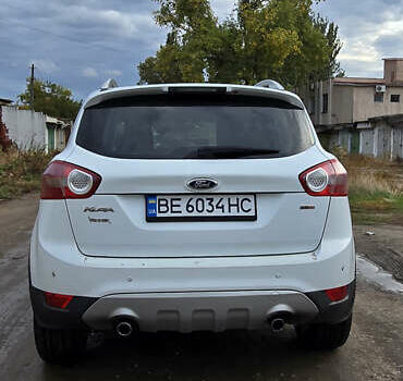 Форд Куга 2010 в Николаеве на Automoto.ua Белый Форд Куга, объемом двигателя 2 л и пробегом 180 тыс. км за 11000 $, фото 8 на Automoto.ua