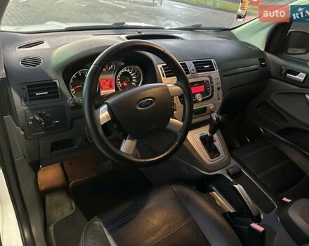 Белый Форд Куга, объемом двигателя 2.52 л и пробегом 60 тыс. км за 12200 $, фото 29 на Automoto.ua