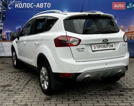 Белый Форд Куга, объемом двигателя 2.52 л и пробегом 370 тыс. км за 8131 $, фото 3 на Automoto.ua