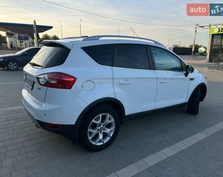 Белый Форд Куга, объемом двигателя 2.52 л и пробегом 130 тыс. км за 10900 $, фото 8 на Automoto.ua