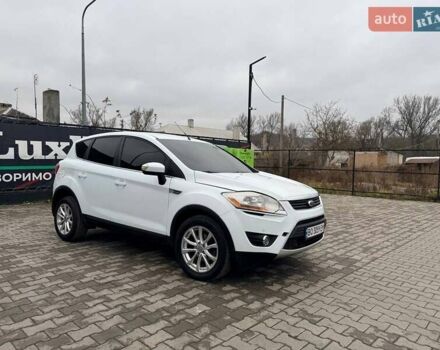 Белый Форд Куга, объемом двигателя 2 л и пробегом 227 тыс. км за 9000 $, фото 5 на Automoto.ua