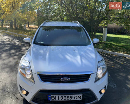 Білий Форд Куга, об'ємом двигуна 2 л та пробігом 200 тис. км за 12500 $, фото 9 на Automoto.ua