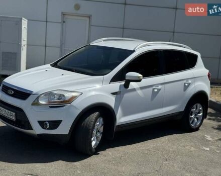 Белый Форд Куга, объемом двигателя 2.5 л и пробегом 136 тыс. км за 10500 $, фото 18 на Automoto.ua