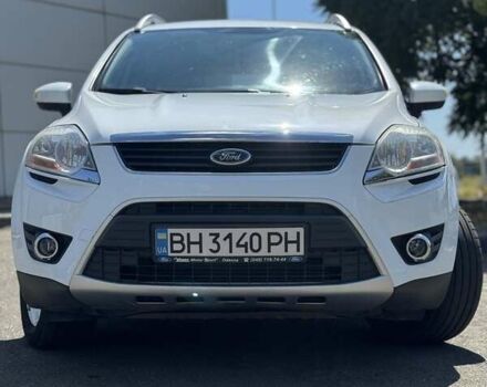 Белый Форд Куга, объемом двигателя 2.5 л и пробегом 136 тыс. км за 10500 $, фото 1 на Automoto.ua