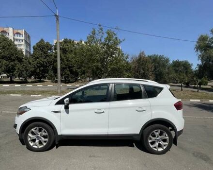 Белый Форд Куга, объемом двигателя 2 л и пробегом 300 тыс. км за 8900 $, фото 5 на Automoto.ua