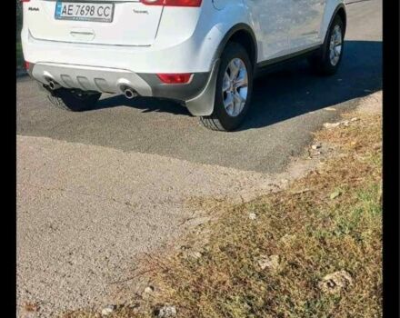 Білий Форд Куга, об'ємом двигуна 2 л та пробігом 112 тис. км за 11500 $, фото 3 на Automoto.ua