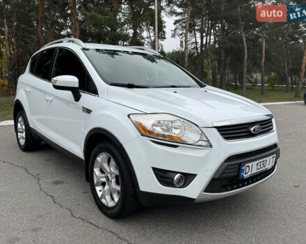 Форд Куга 2011 в Киеве на Automoto.ua Белый Форд Куга, объемом двигателя 2 л и пробегом 230 тыс. км за 9800 $, фото 9 на Automoto.ua
