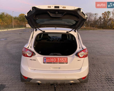 Форд Куга 2011 в Радивилове на Automoto.ua Белый Форд Куга, объемом двигателя 2 л и пробегом 257 тыс. км за 9950 $, фото 47 на Automoto.ua