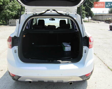 Белый Форд Куга, объемом двигателя 2 л и пробегом 194 тыс. км за 9750 $, фото 20 на Automoto.ua