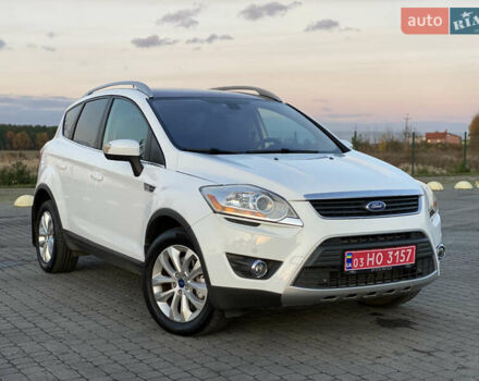 Форд Куга 2011 в Радивилове на Automoto.ua Белый Форд Куга, объемом двигателя 2 л и пробегом 257 тыс. км за 9950 $, фото 9 на Automoto.ua