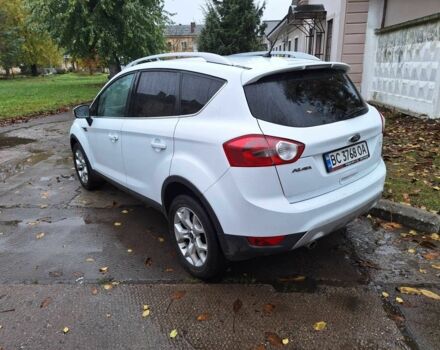 Белый Форд Куга, объемом двигателя 2 л и пробегом 60 тыс. км за 13200 $, фото 2 на Automoto.ua