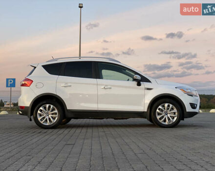 Форд Куга 2011 в Радивилове на Automoto.ua Белый Форд Куга, объемом двигателя 2 л и пробегом 257 тыс. км за 9950 $, фото 19 на Automoto.ua