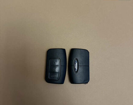 Білий Форд Куга, об'ємом двигуна 2 л та пробігом 174 тис. км за 10500 $, фото 25 на Automoto.ua